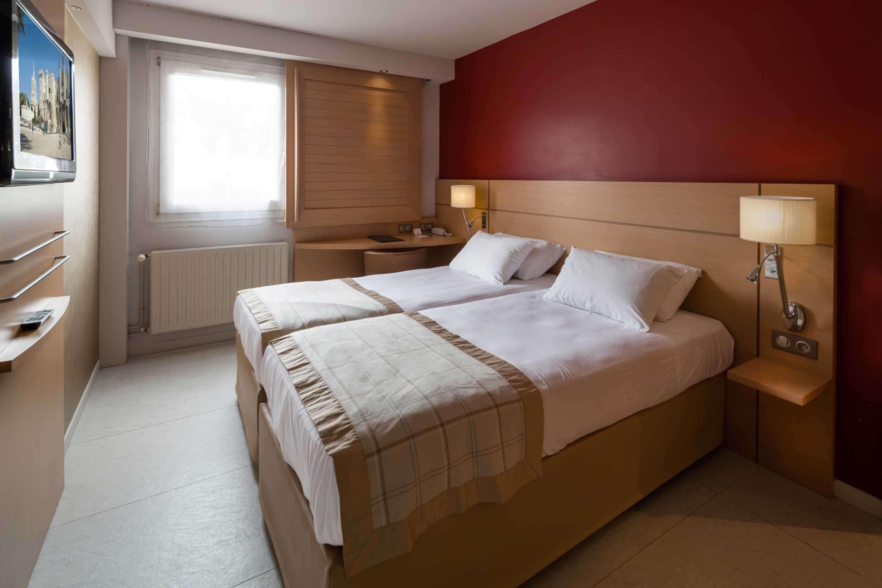 Best Western Plus Le Lavarin Авиньон Екстериор снимка