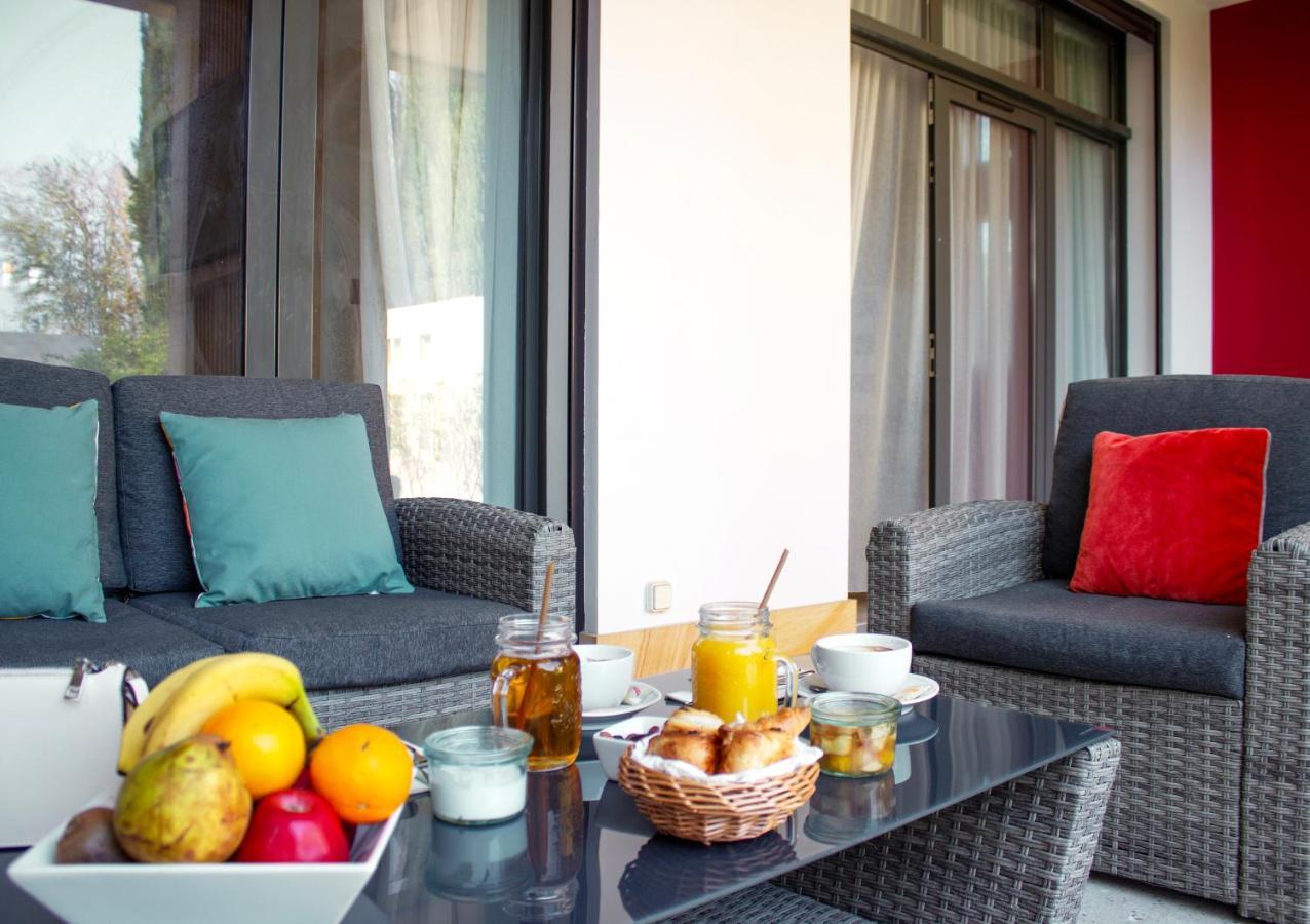 Best Western Plus Le Lavarin Авиньон Екстериор снимка