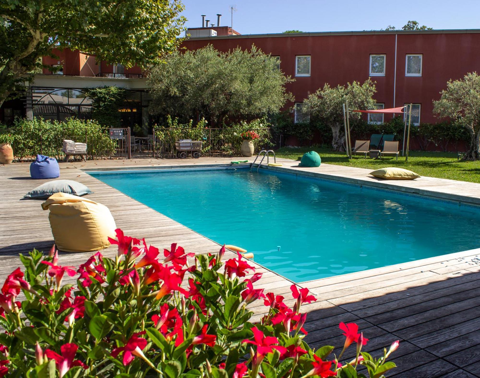 Best Western Plus Le Lavarin Авиньон Екстериор снимка
