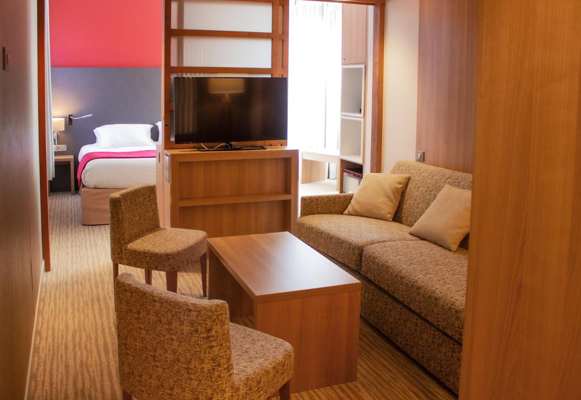 Best Western Plus Le Lavarin Авиньон Екстериор снимка